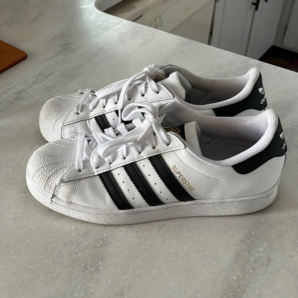 Adidas Superstar